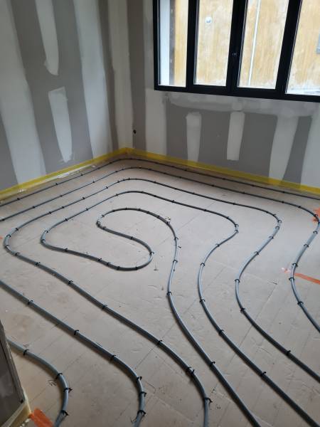 Intervention pour désembouage de plancher chauffant à Gujan Mestras