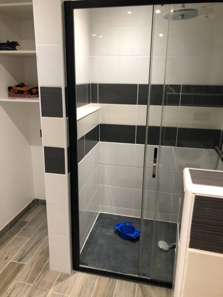 Reprise de joints défectueux à La Teste-de-Buch suite à une infiltration d’eau